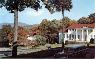 norman-martin-north-carolina-nc-asheville-0033.jpg, Asheville, North Carolina : norman-martin-north-carolina-nc-asheville-0033.jpg [4658021-595320201]