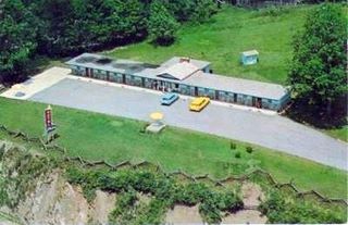 norman-martin-north-carolina-nc-blowing-rock-0316.jpg, Blowing Rock, North Carolina : norman-martin-north-carolina-nc-blowing-rock-0316.jpg [4347411-620320207]